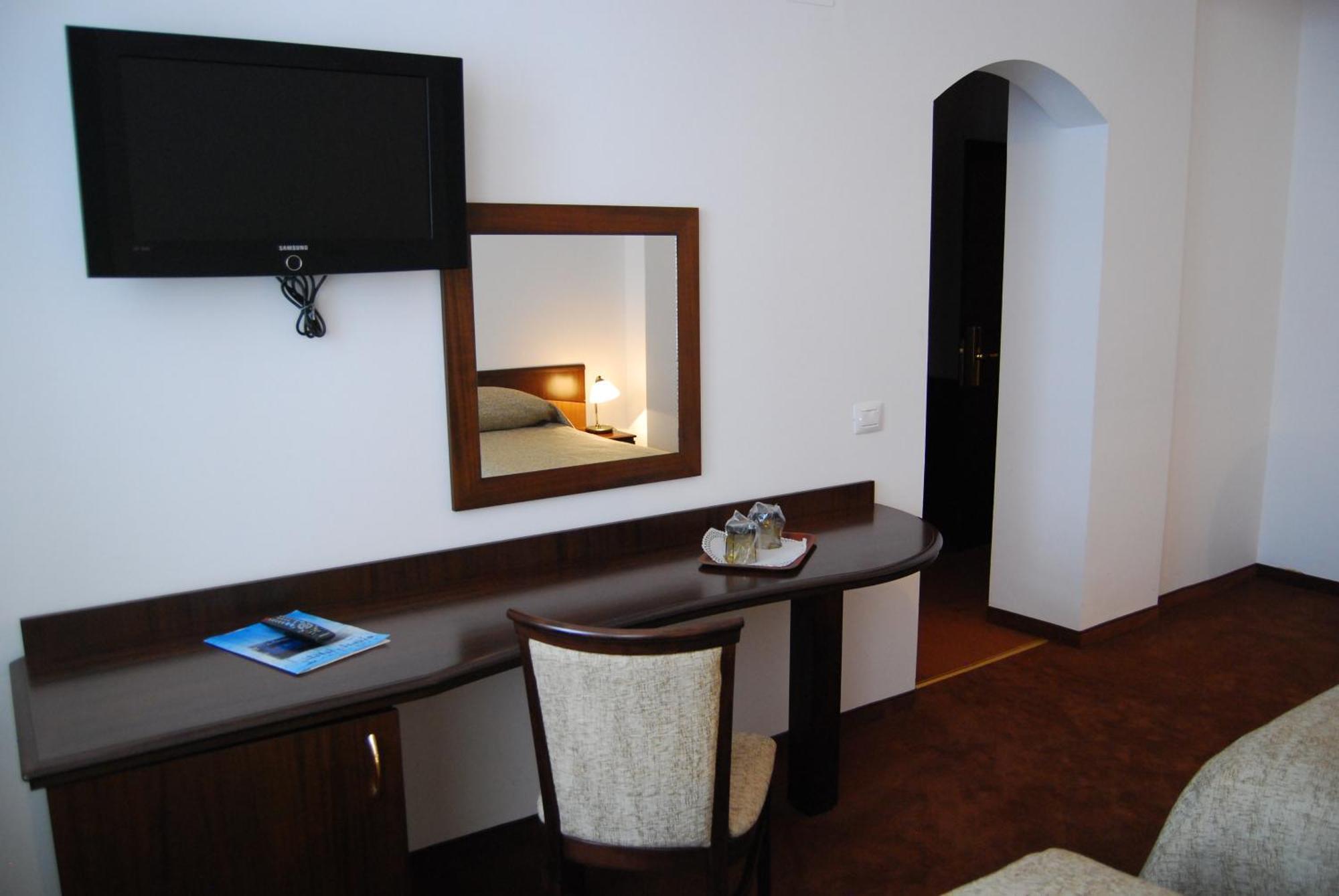 Hotel Maria Constanta Exterior photo